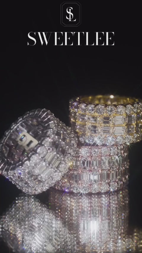 Emerald & Round Cut White Sapphire Unisex Band